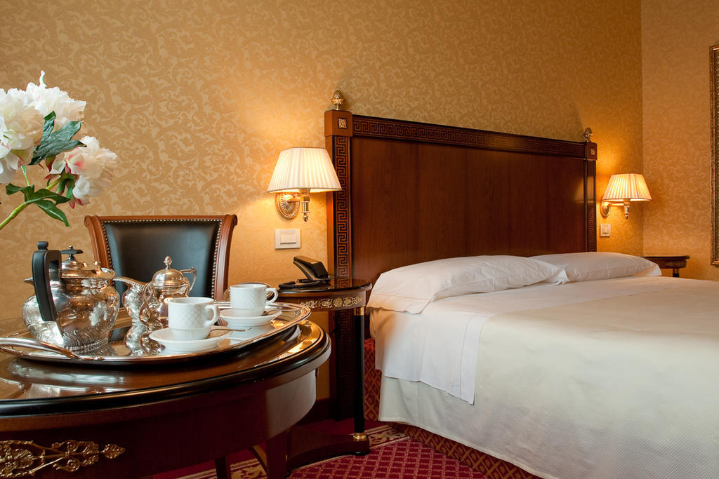 Hotel Maxim Anzola dell'Emilia Oda fotoğraf